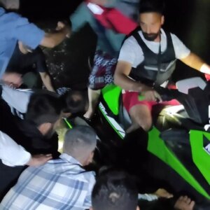 bingolde nehirde mahsur kalan 5 kisi kurtarildi uRhzsd6b