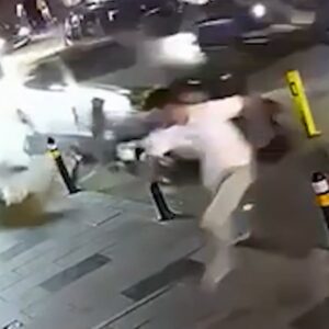 ehliyetsiz surucu ortaligi savas alanina cevirdi uqlsDzxs