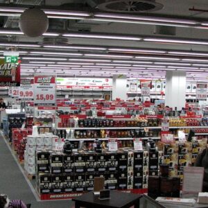 elektronik devleri satiliyor turkiyede de bircok ilde 100den fazla magazasi var vSdtYVOs