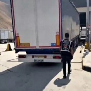 yuksekovada tirda 65 kilo uyusturucu ele gecirildi Pxly1upT