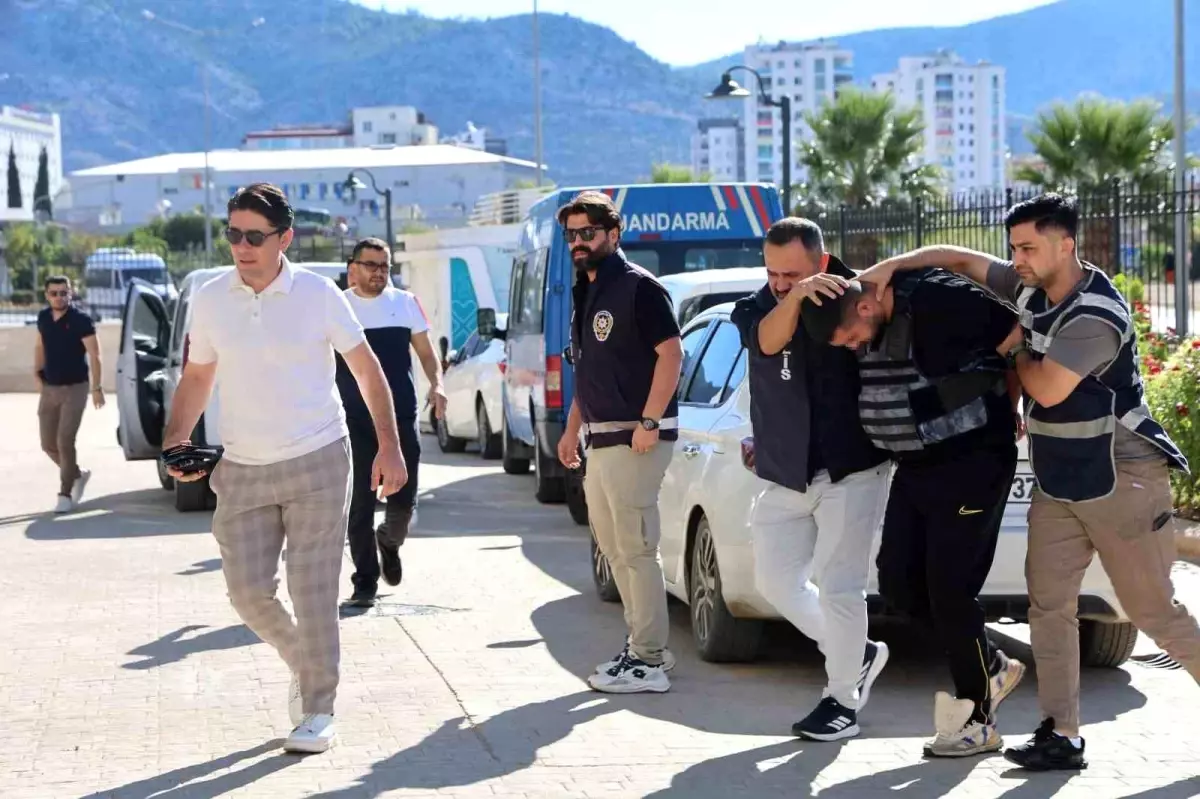 adanada dugun onunde silahli kavga 1 olu rHkpmB6R