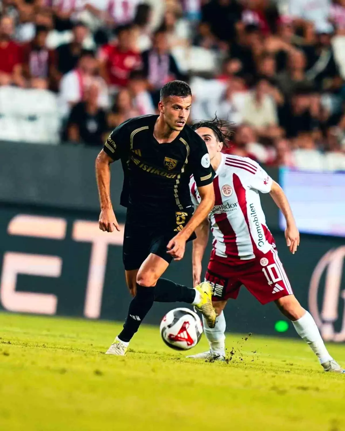 b nes antalyaspora karsi ikinci golunu atti ZnxVcTqJ