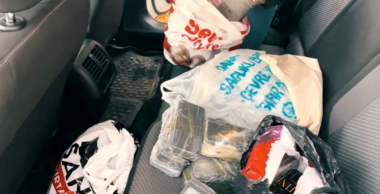 musta gumruk kacagi 218 cep telefonu ele gecirildi 7MFP6JYd.jpg