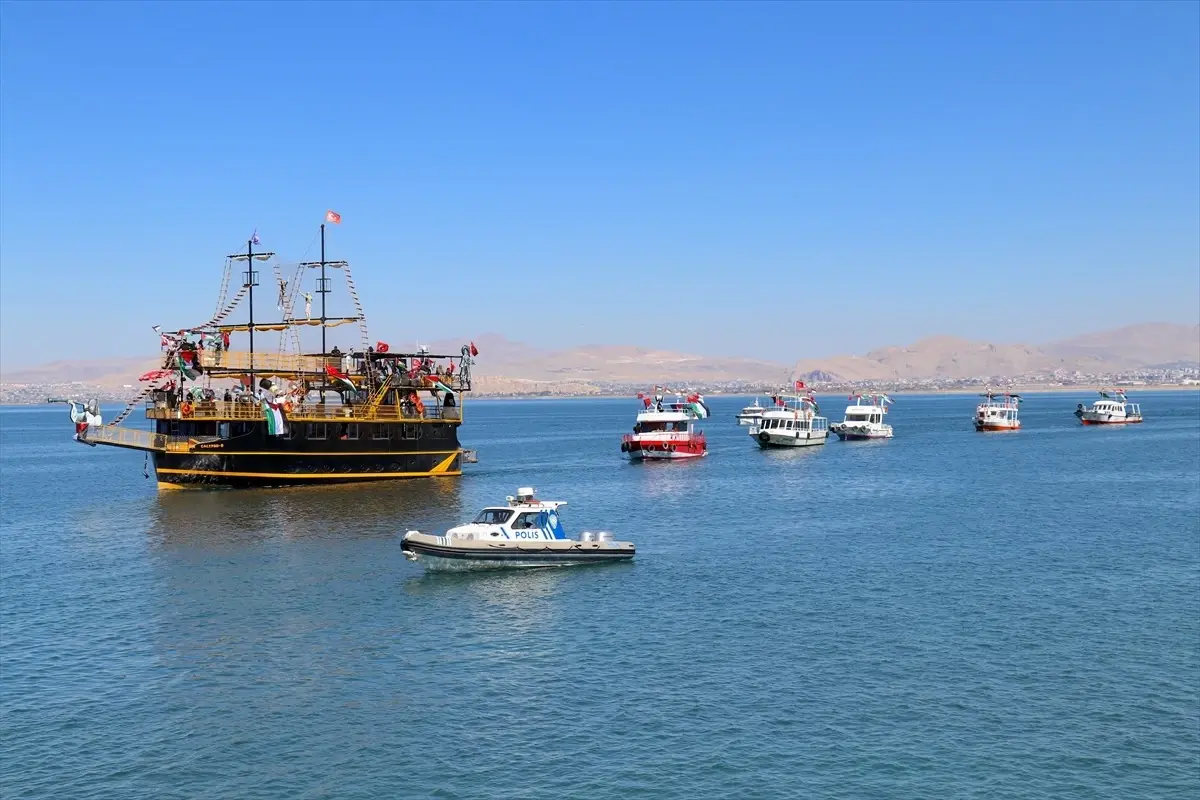 vanda gazze icin destek eylemi dVSWY3uq