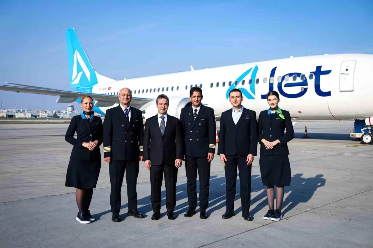 ajet yeni boeing 737 8 max ucagini filosuna ekledi kk9SsFp4.jpg